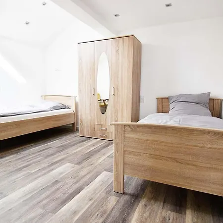 Moderne Mit Sat-tv & Wlan *