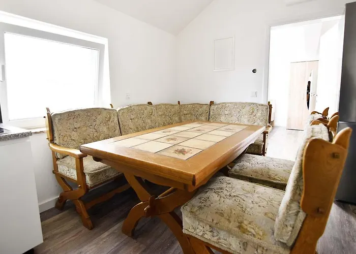 Moderne Mit Sat-tv & Wlan Apartamento Leverkusen