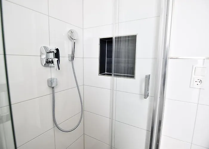 Moderne Mit Sat-tv & Wlan Apartamento Leverkusen