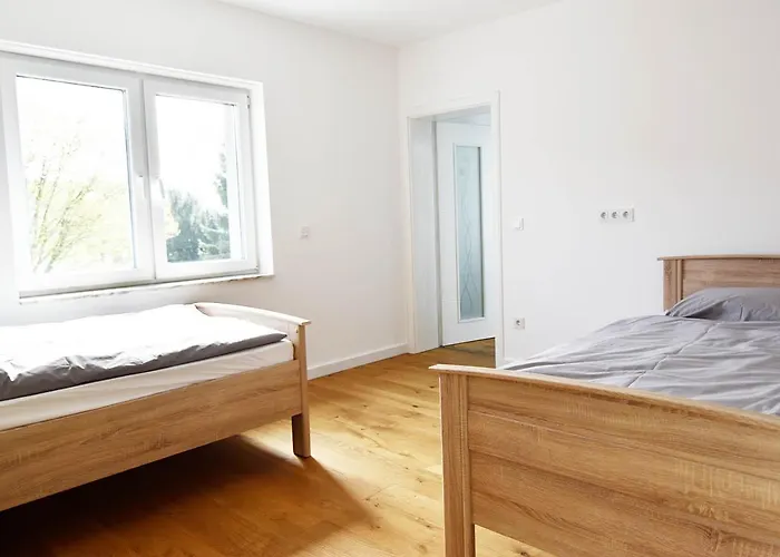 Moderne Mit Sat-tv & Wlan Lejlighed Leverkusen